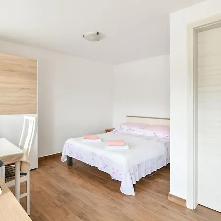 Apartamento Kinkela *